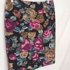 Women's Talbots Floral Print Pencil Skirt Size 2P Tapestry Style Fabric